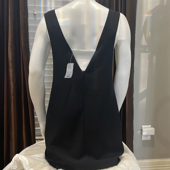 Felicity & Coco Dress - Picture 4 of 6